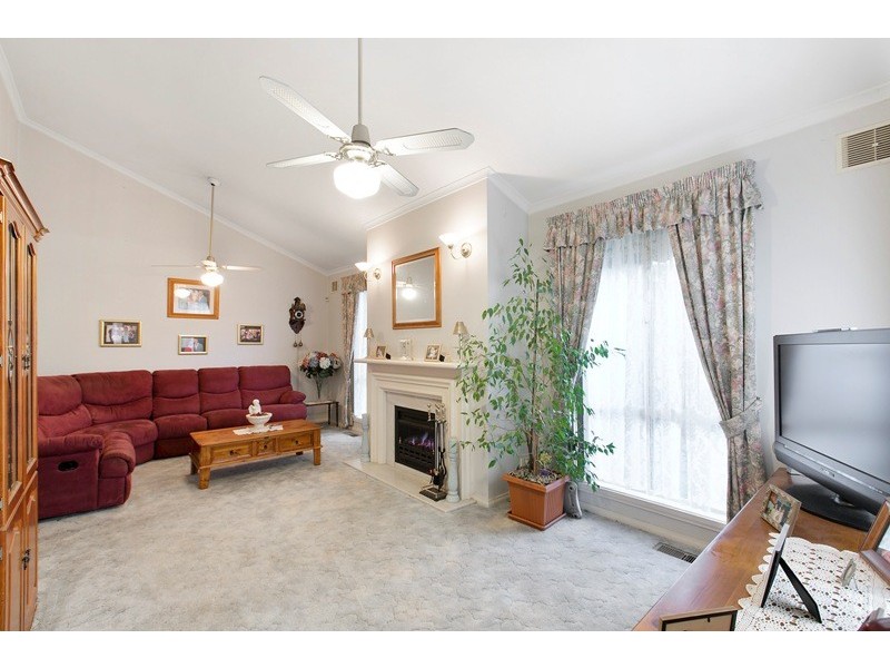 23 Crystal Brook Court, Narre Warren South VIC 3805