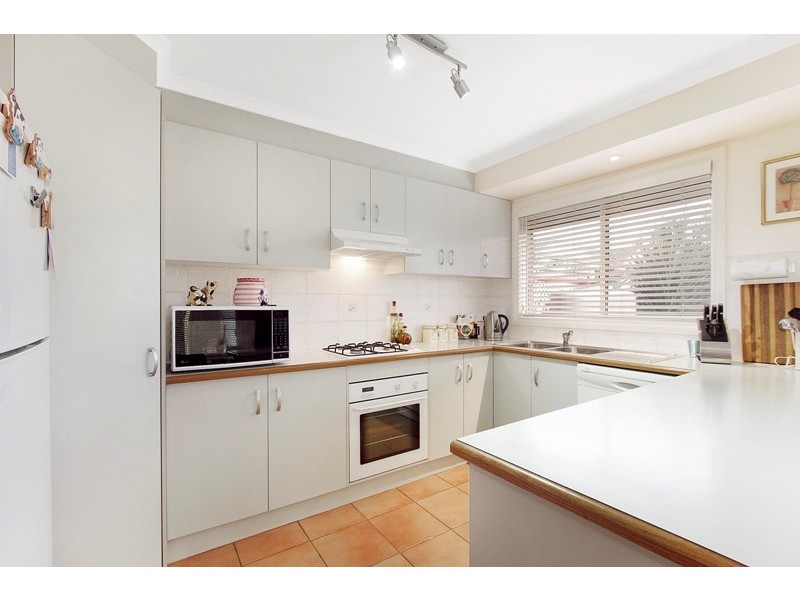 8/5-17 William Road, Berwick VIC 3806