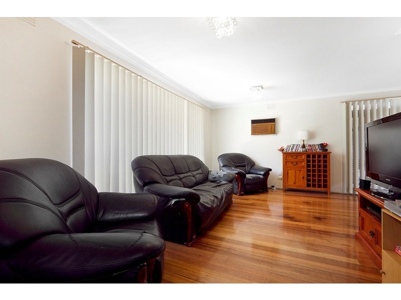 40 Saxonwood Drive, Narre Warren VIC 3805