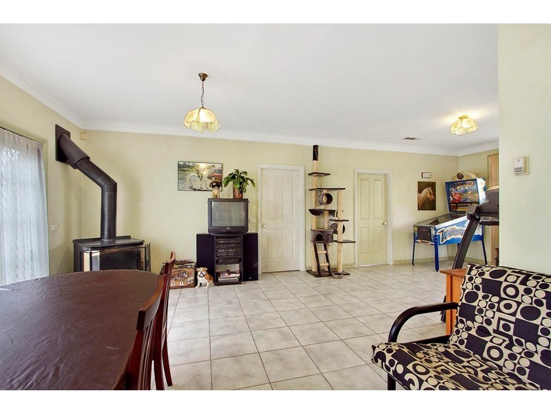 39 George Chudleigh Drive, Hallam VIC 3803