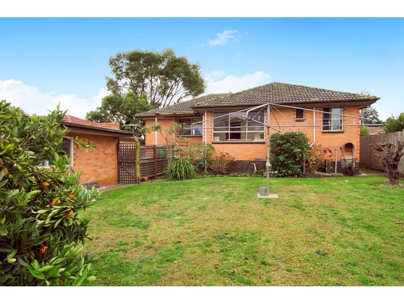 25 Albert Road, Hallam VIC 3803