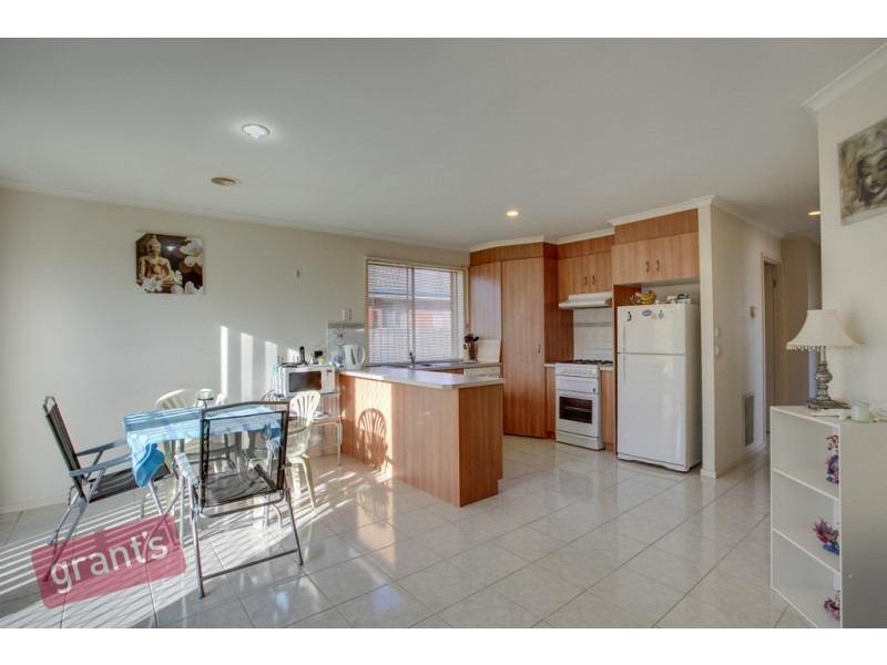 86 Harold Keys Drive, Narre Warren South VIC 3805