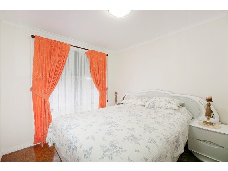 63 Sydney Parkinson Avenue, Endeavour Hills VIC 3802