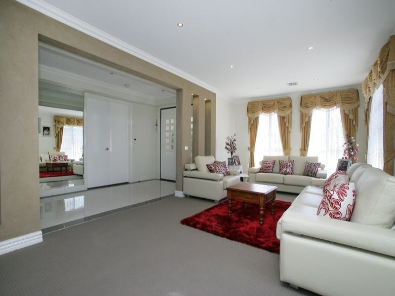 19 Sigvard Boulevard, Hallam VIC 3803