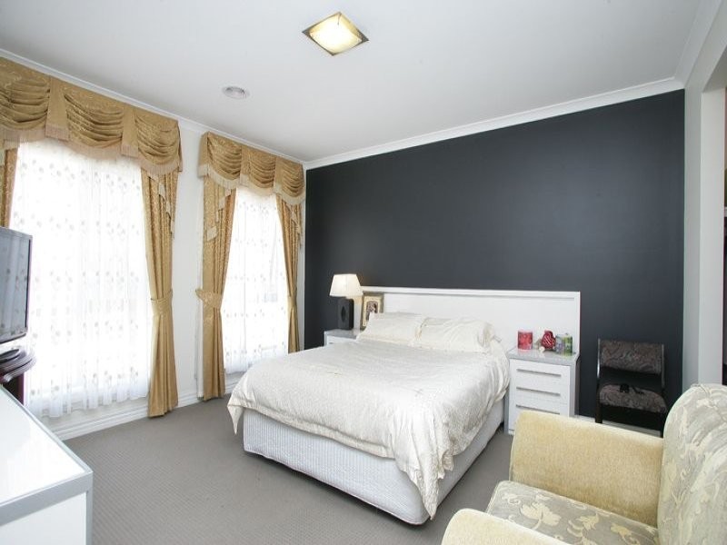 19 Sigvard Boulevard, Hallam VIC 3803