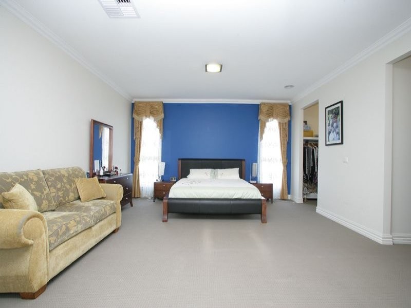 19 Sigvard Boulevard, Hallam VIC 3803