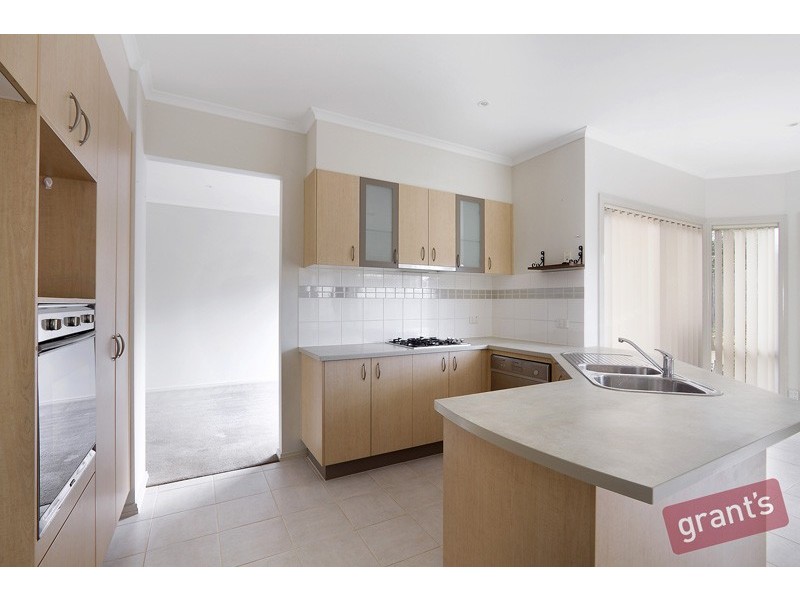 41 Amhurst Drive, Narre Warren South VIC 3805