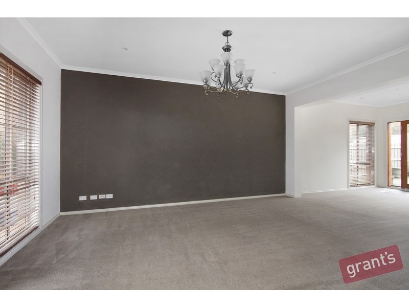 41 Amhurst Drive, Narre Warren South VIC 3805