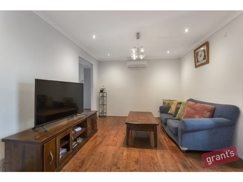 49 Kingston Ave, Narre Warren South VIC 3805