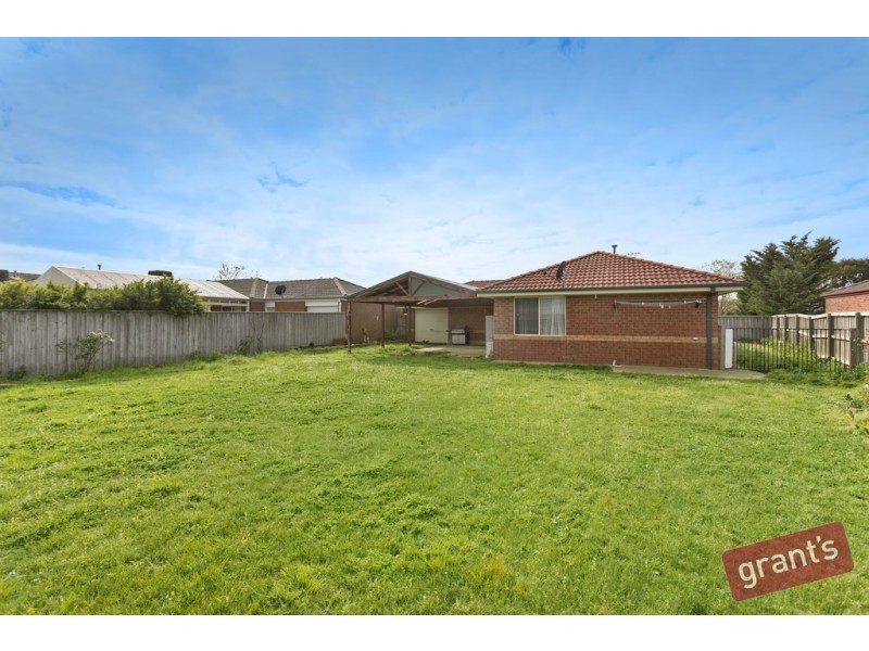 49 Kingston Ave, Narre Warren South VIC 3805