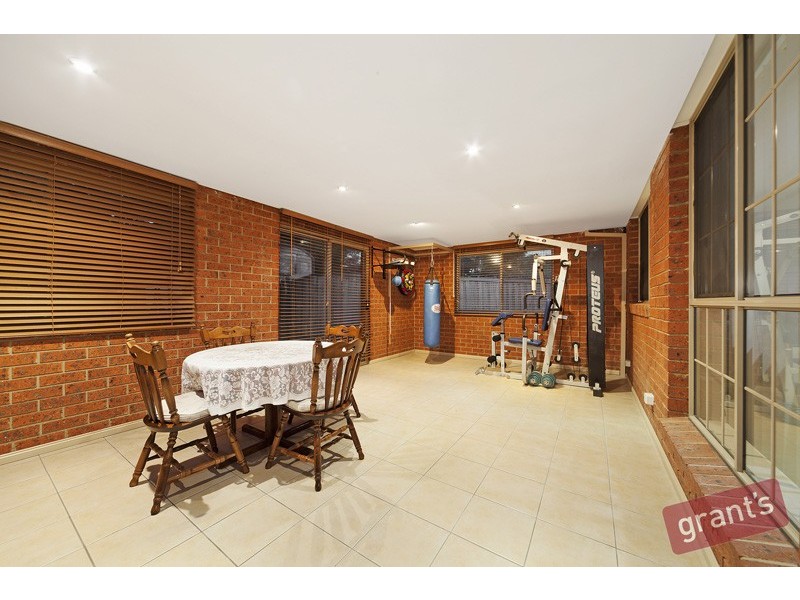 9 Opal Court, Narre Warren VIC 3805