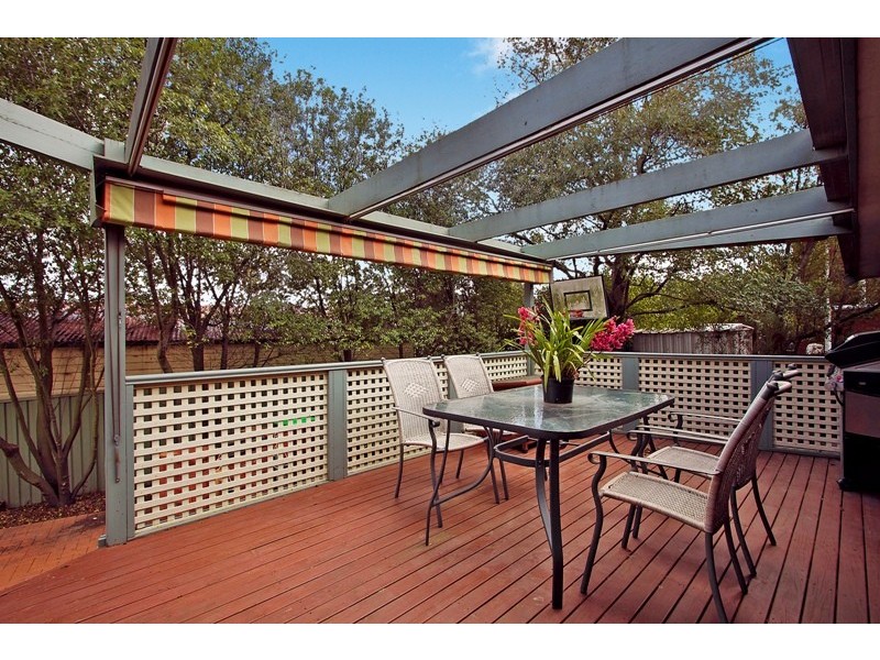 8 Monica Close, Endeavour Hills VIC 3802