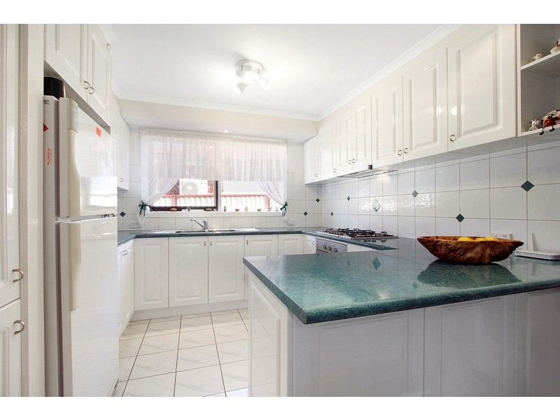 95 John Fawkner Drive, Endeavour Hills VIC 3802