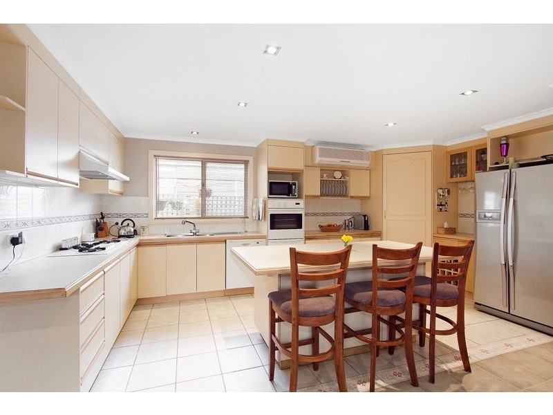 8 Yoni Court, Hallam VIC 3803