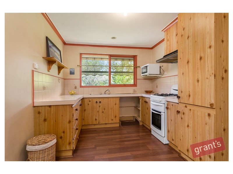 12 Woodlands Crescent, Narre Warren VIC 3805