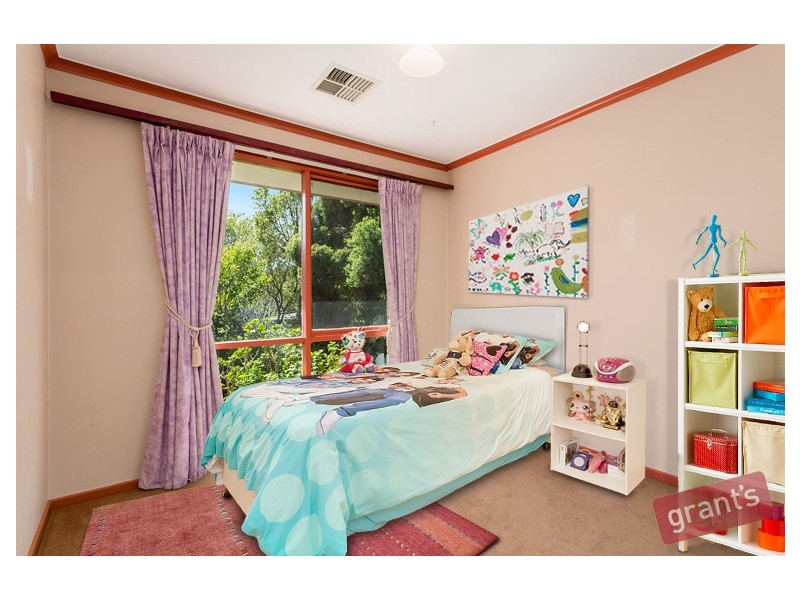 12 Woodlands Crescent, Narre Warren VIC 3805