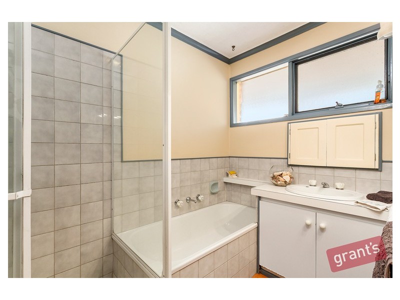 12 Woodlands Crescent, Narre Warren VIC 3805