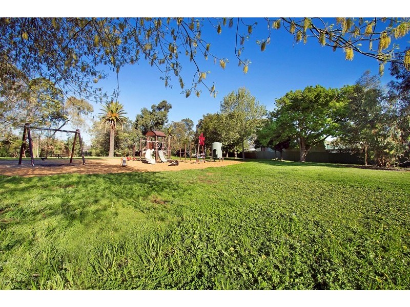 2/4 Roberts Street, Noble Park VIC 3174