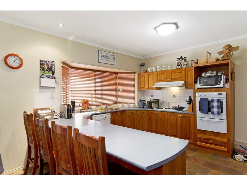 11 Woodrush Court, Narre Warren South VIC 3805