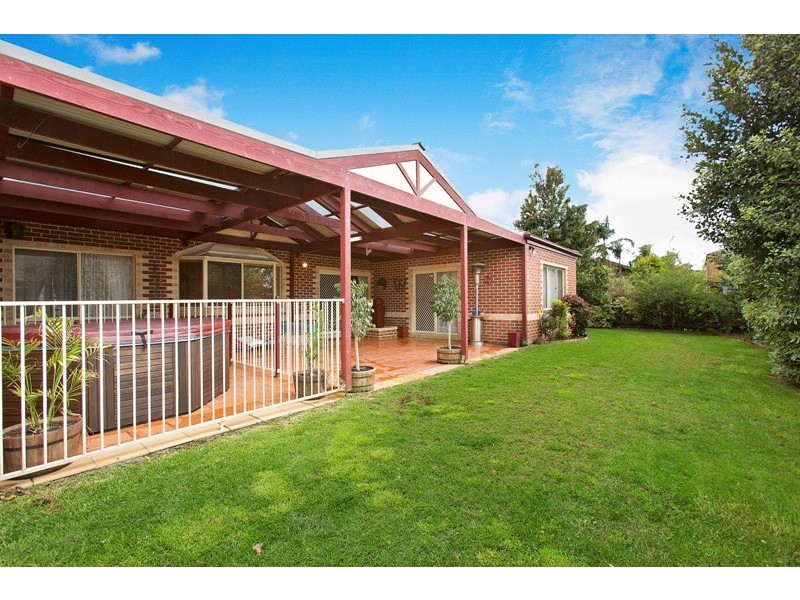 11 Woodrush Court, Narre Warren South VIC 3805