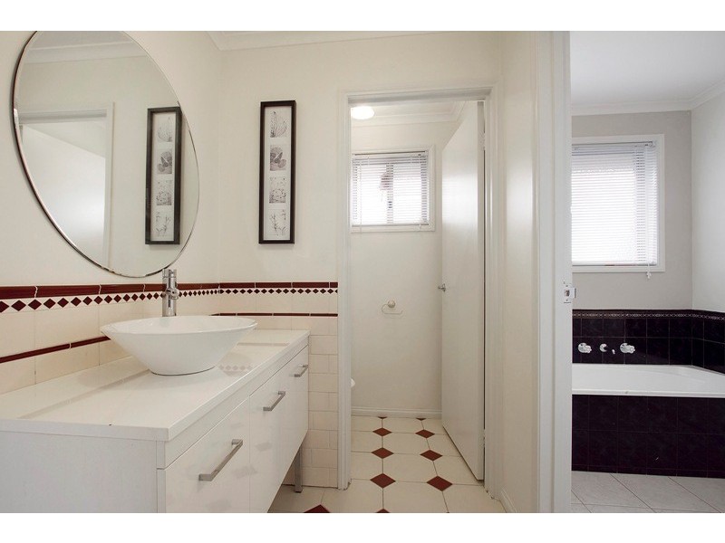 2 Lana Place, Narre Warren VIC 3805