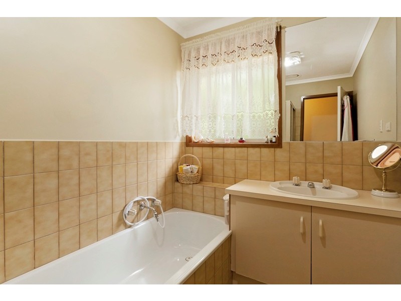 1/26 Leopold Crescent, Hampton Park VIC 3976