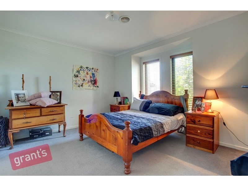 10 Natanya Drive, Pakenham VIC 3810