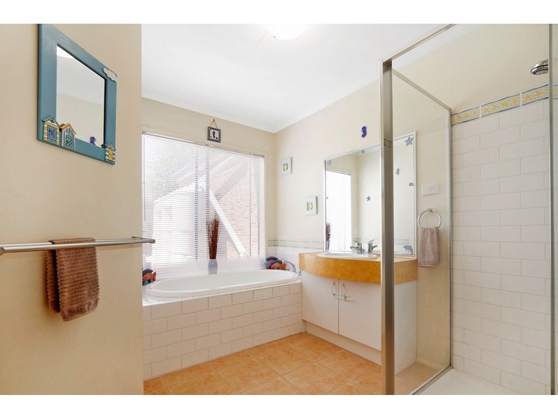 10 Keswick Court, Narre Warren South VIC 3805