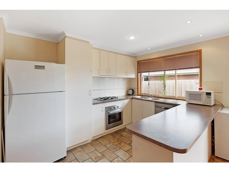 10 Talara Court, Cranbourne VIC 3977