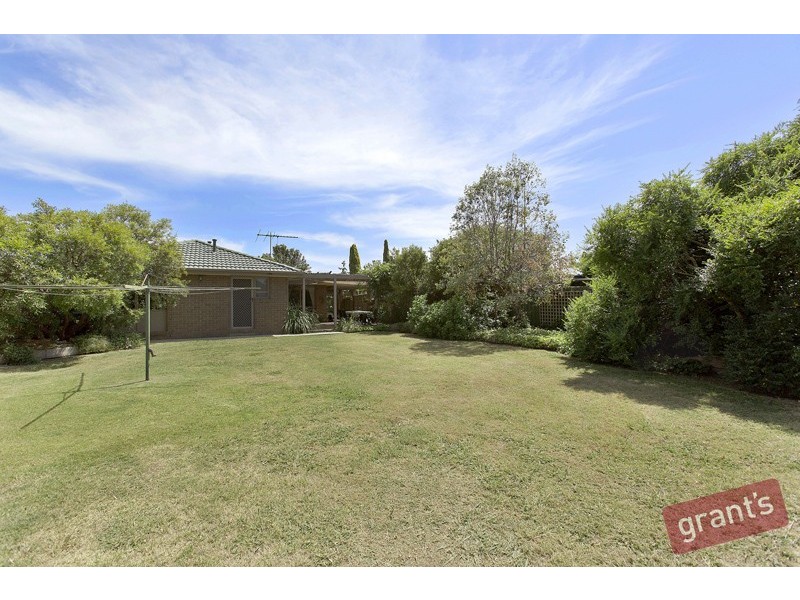 44 Coolong Avenue, Berwick VIC 3806