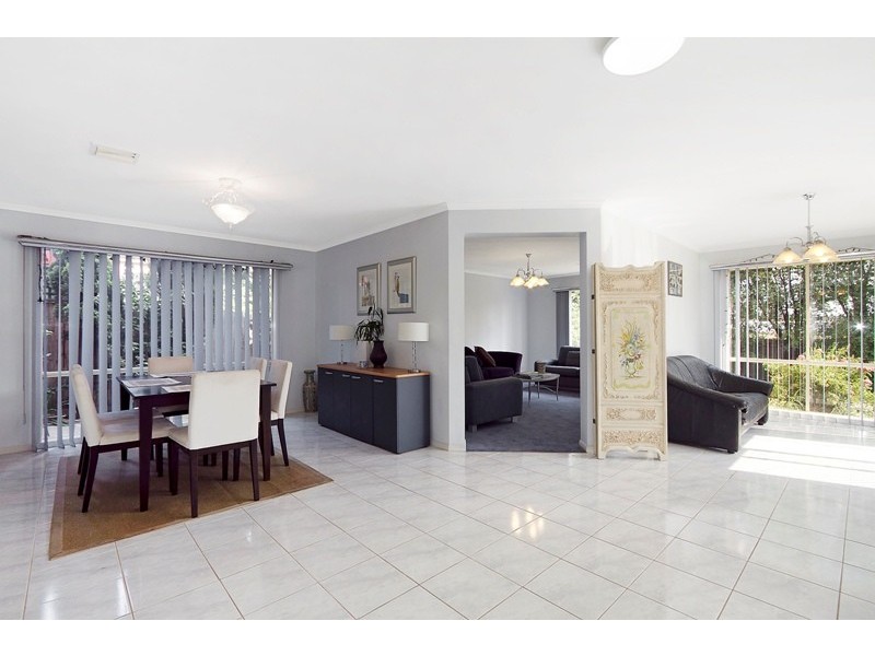 16 Arrino Crescent, Hallam VIC 3803