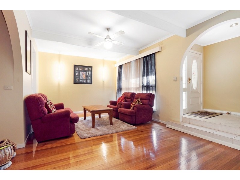 32 Carlisle Road, Hallam VIC 3803