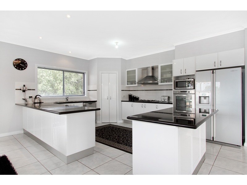 5 Forsyth Court, Narre Warren VIC 3805