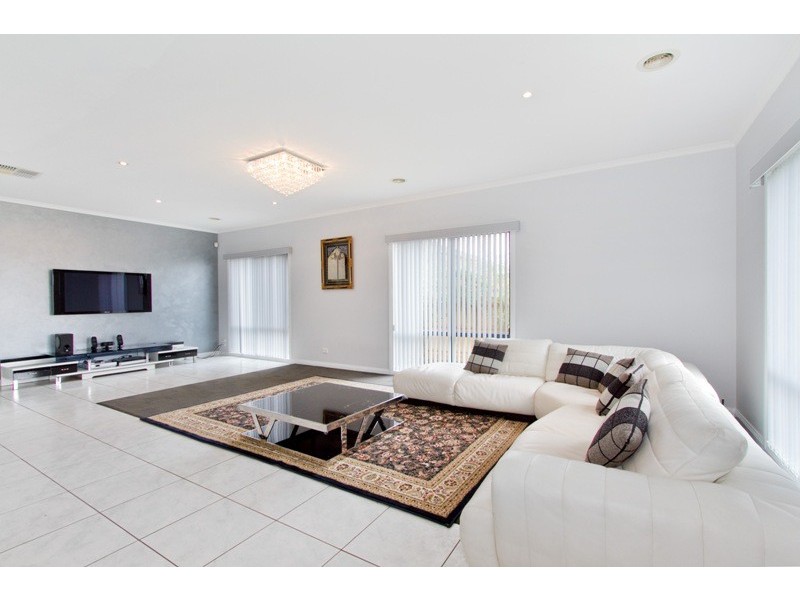 5 Forsyth Court, Narre Warren VIC 3805