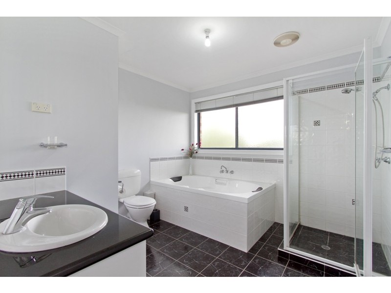 5 Forsyth Court, Narre Warren VIC 3805