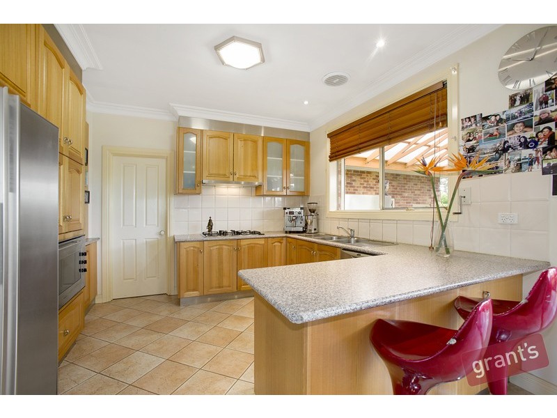 29 Rosemont Drive, Narre Warren VIC 3805