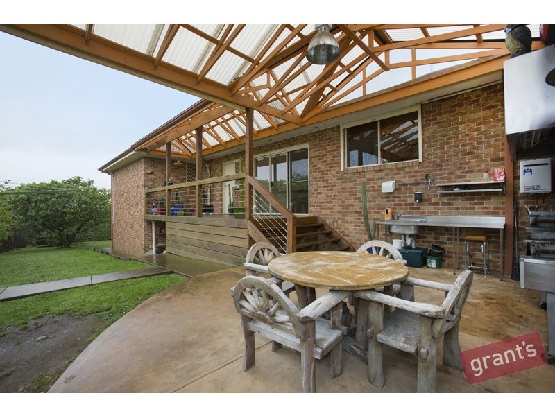 29 Rosemont Drive, Narre Warren VIC 3805