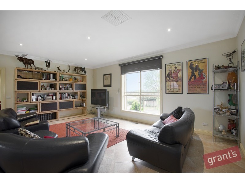 29 Rosemont Drive, Narre Warren VIC 3805