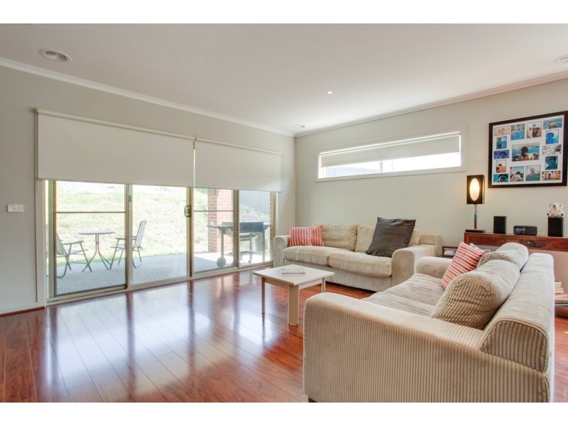 40 Sarton Link, Pakenham VIC 3810