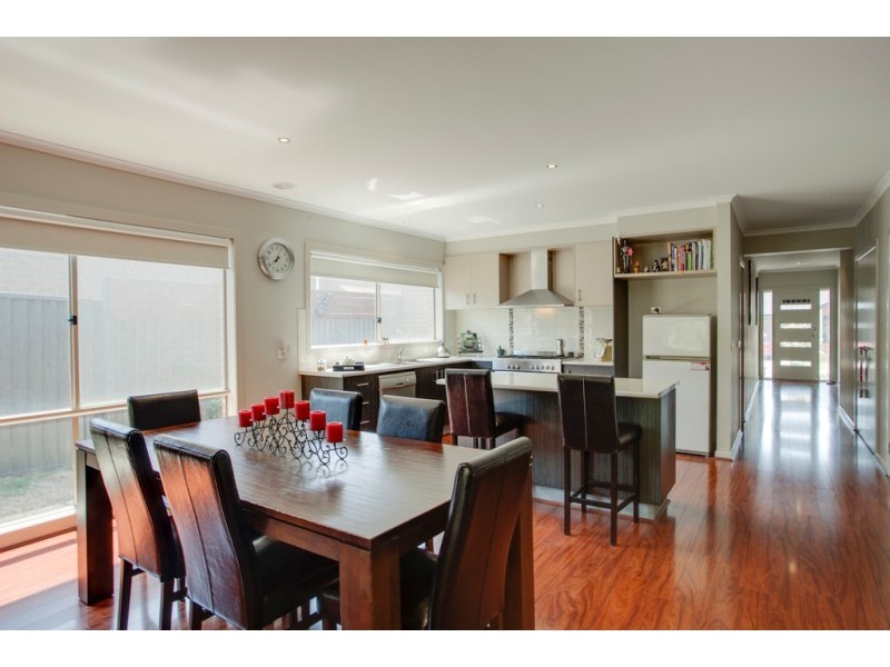 40 Sarton Link, Pakenham VIC 3810