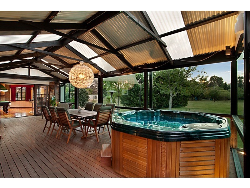 66 Halcyon Way, Narre Warren VIC 3805