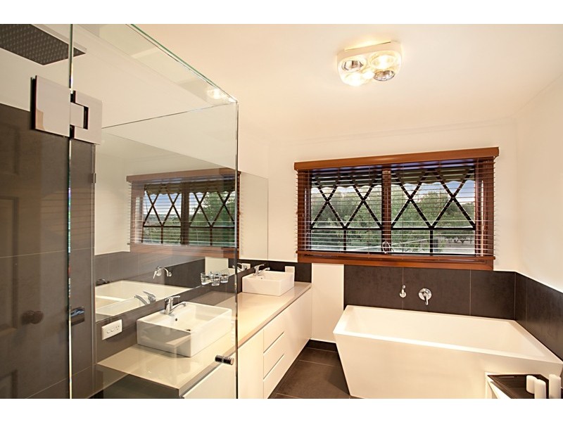 66 Halcyon Way, Narre Warren VIC 3805