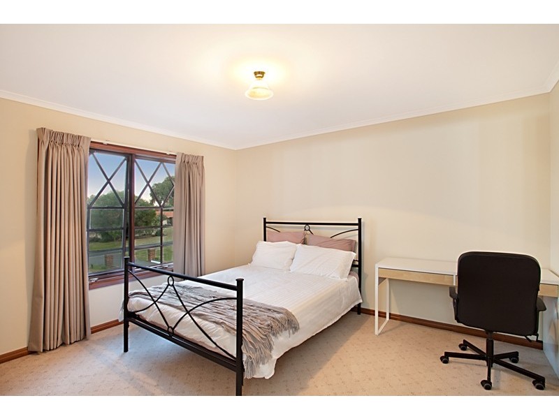 66 Halcyon Way, Narre Warren VIC 3805