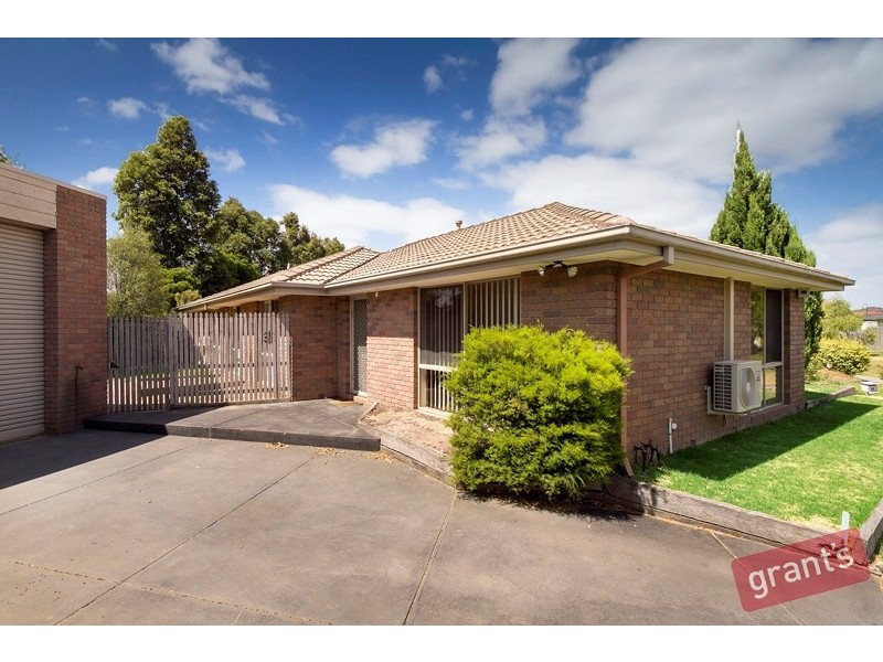 13 Karrum Karrum Court, Narre Warren South VIC 3805