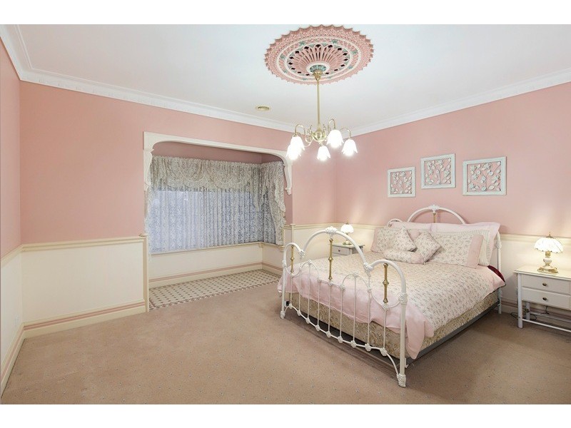 12 Croxton Drive, Kurunjang VIC 3337