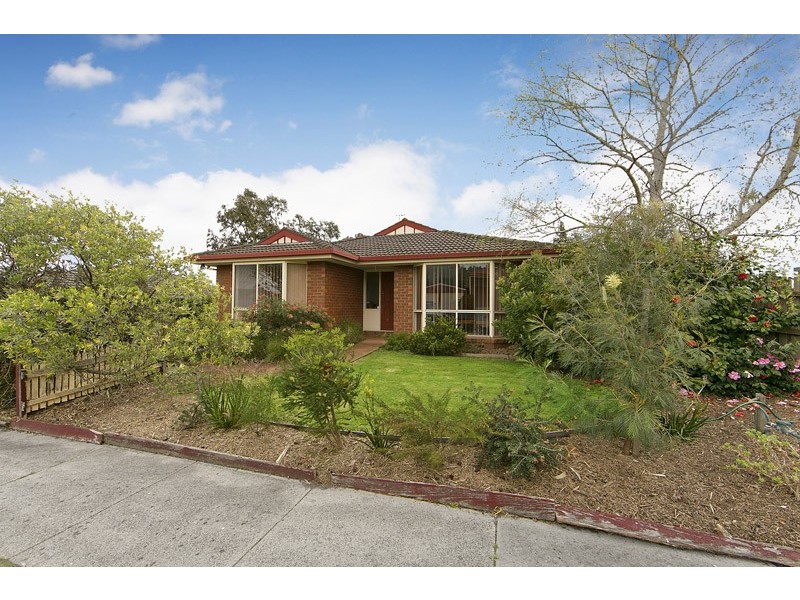 38 Ellenvale Drive, Narre Warren VIC 3805
