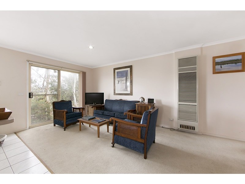 38 Ellenvale Drive, Narre Warren VIC 3805