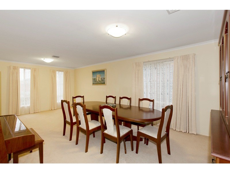 26 Peppertree Avenue, Narre Warren South VIC 3805