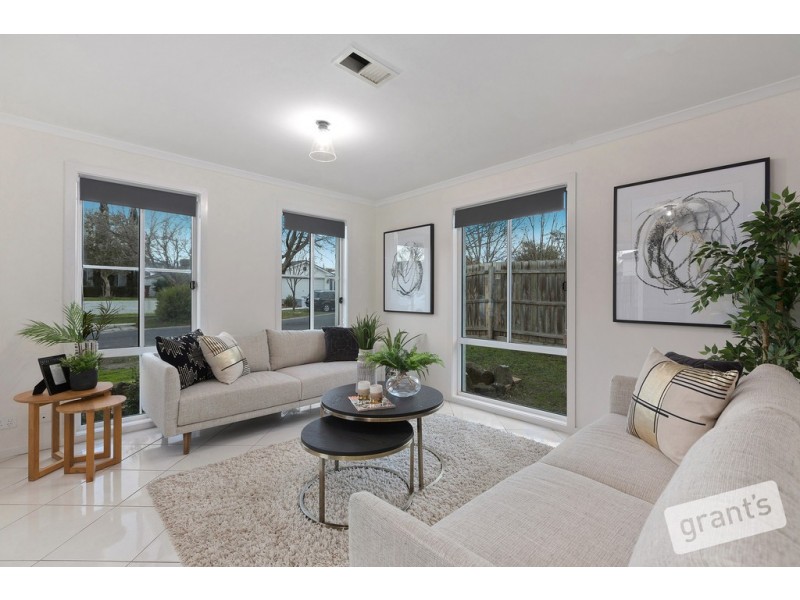 24 Lassiter Court, Narre Warren South VIC 3805