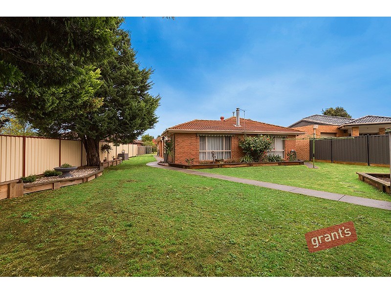 16 Katrina Close, Hallam VIC 3803